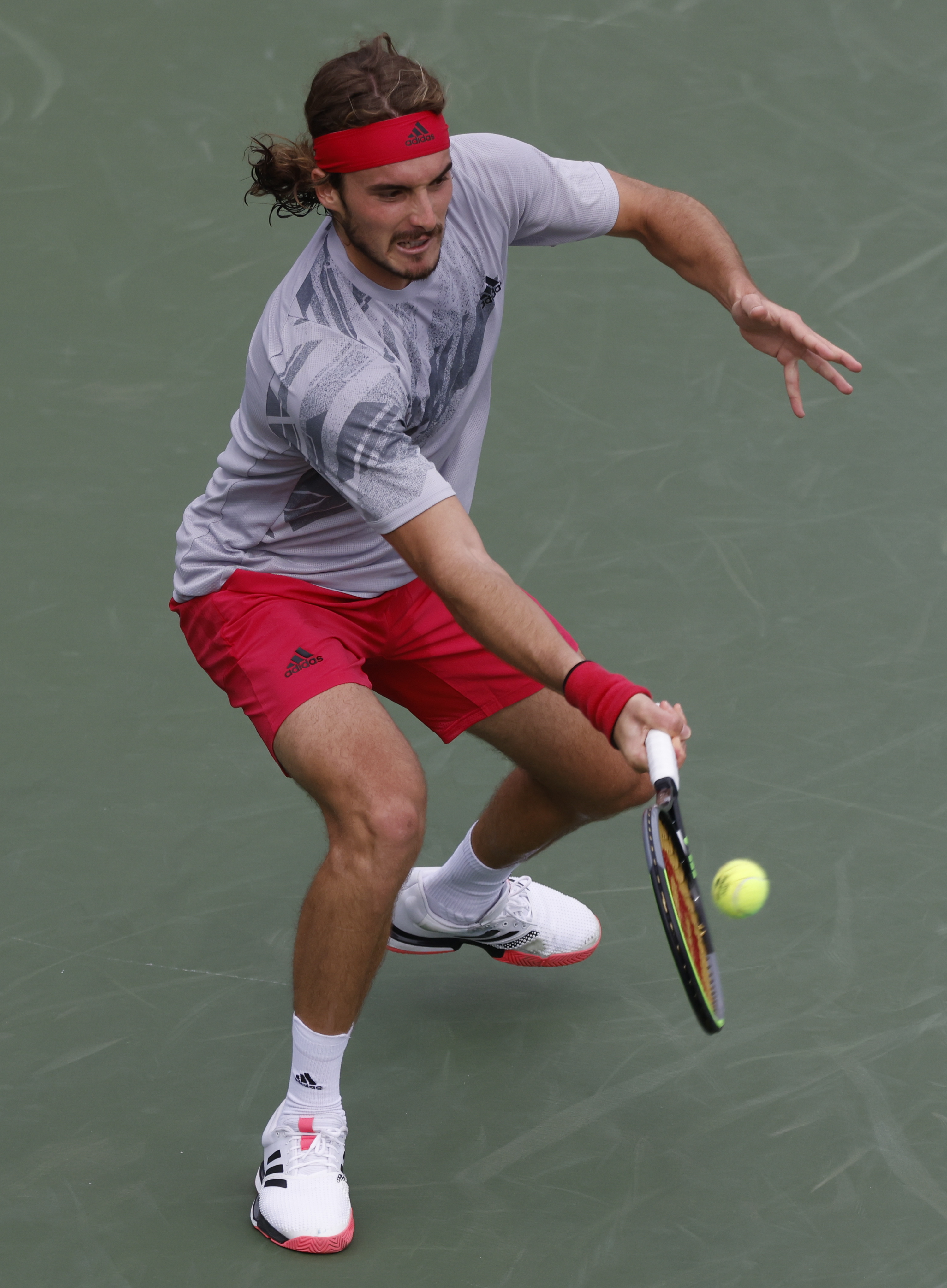 美网横扫年终总决赛，西西帕斯点燃赛场的简单介绍