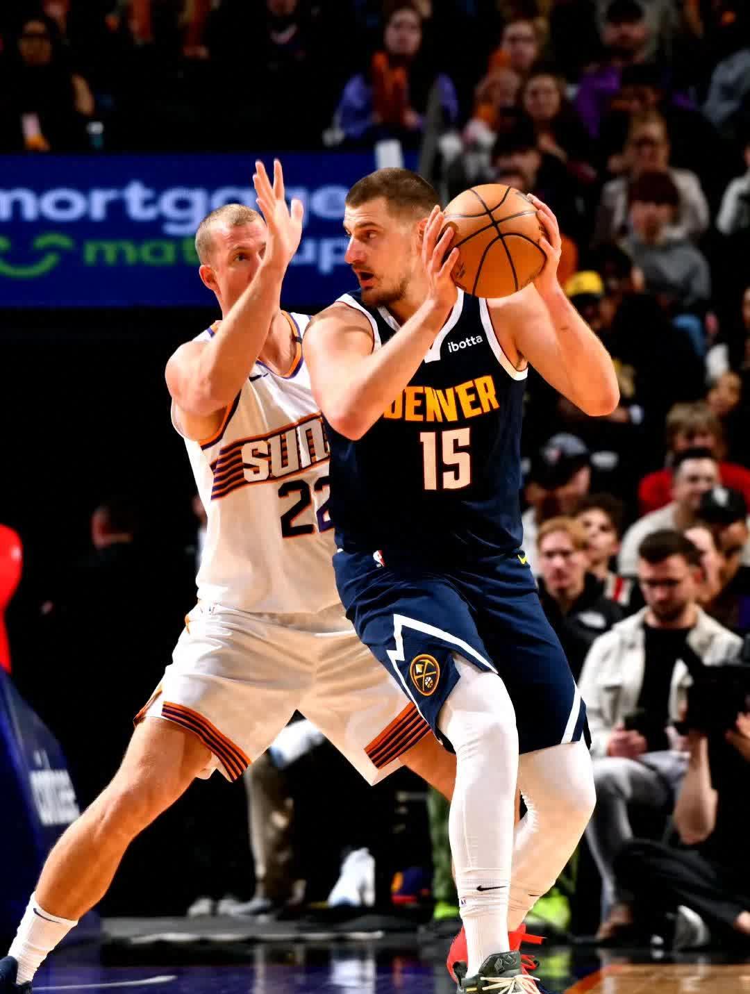 包含新疆队碾压湖人，约基奇刷新纪录的词条