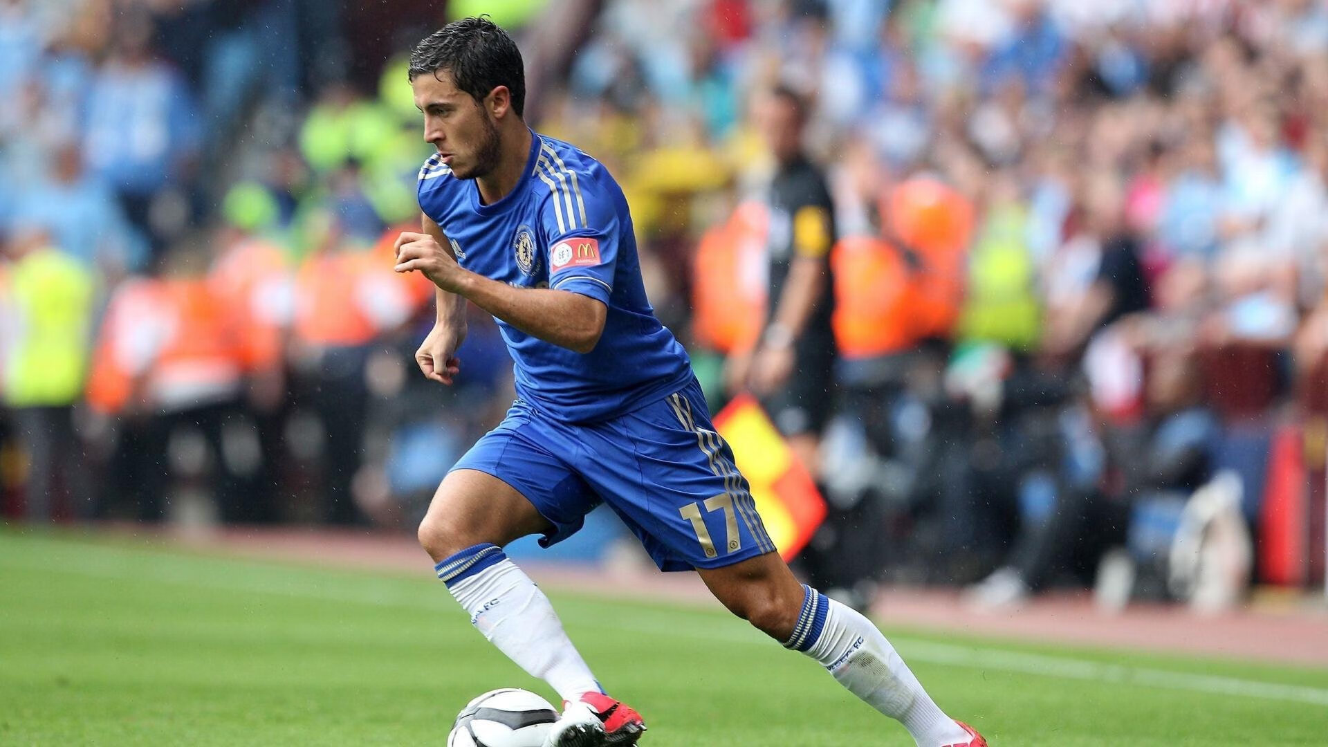 楚阿梅尼稳定输出不掉线，法国中场新核驱动高卢雄鸡力克波兰