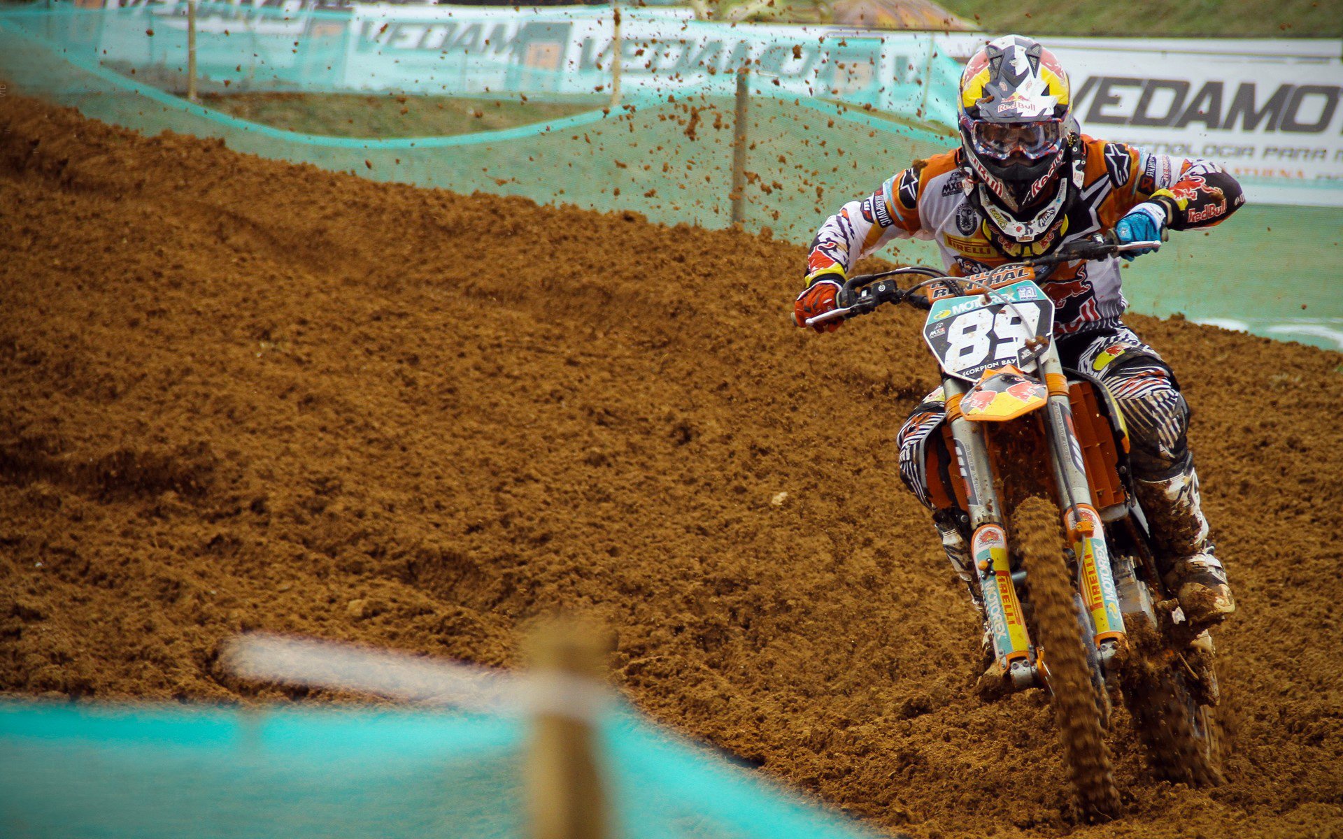 绿茵与硬木的交响，当意甲焦点战遇见湖人关键突围